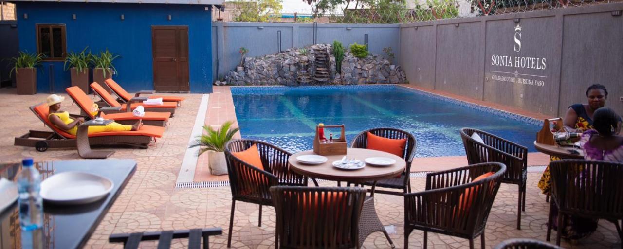 Sonia Hotel Ouagadougou Extérieur photo