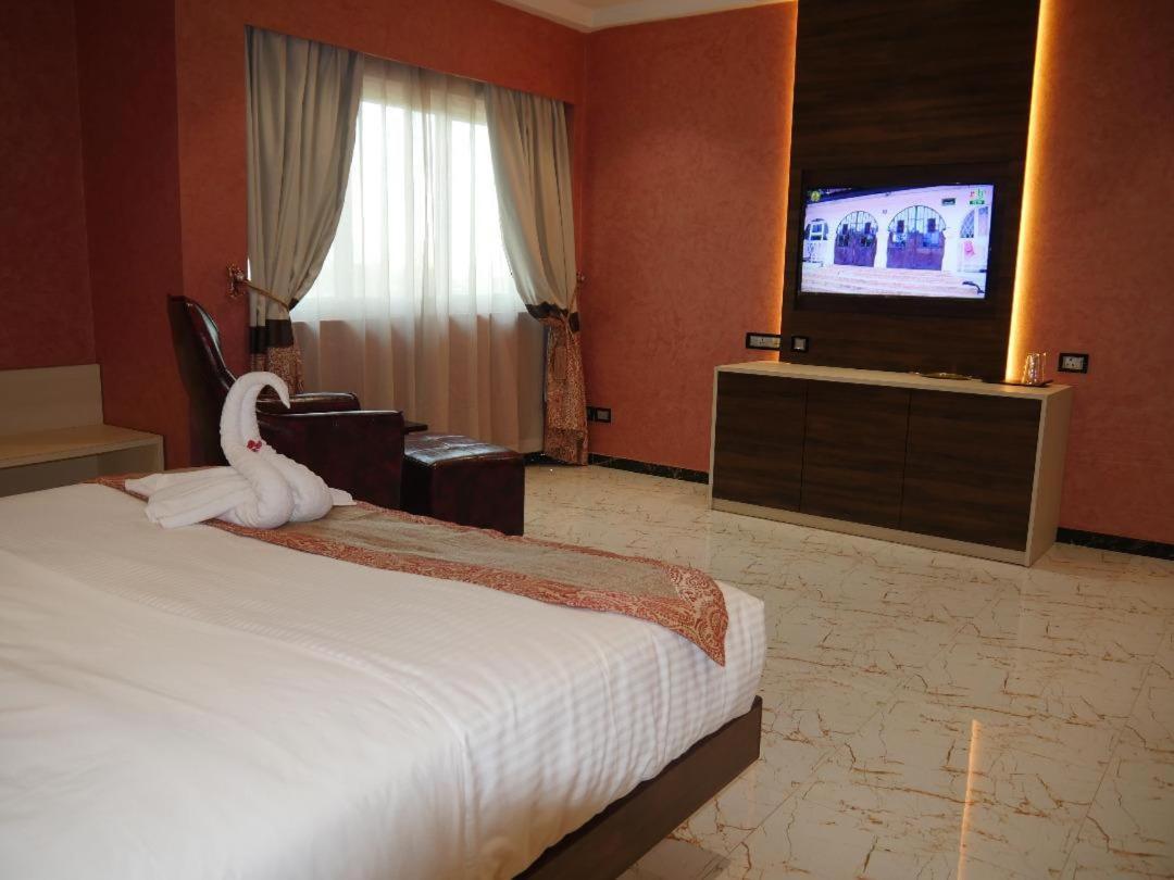 Sonia Hotel Ouagadougou Extérieur photo